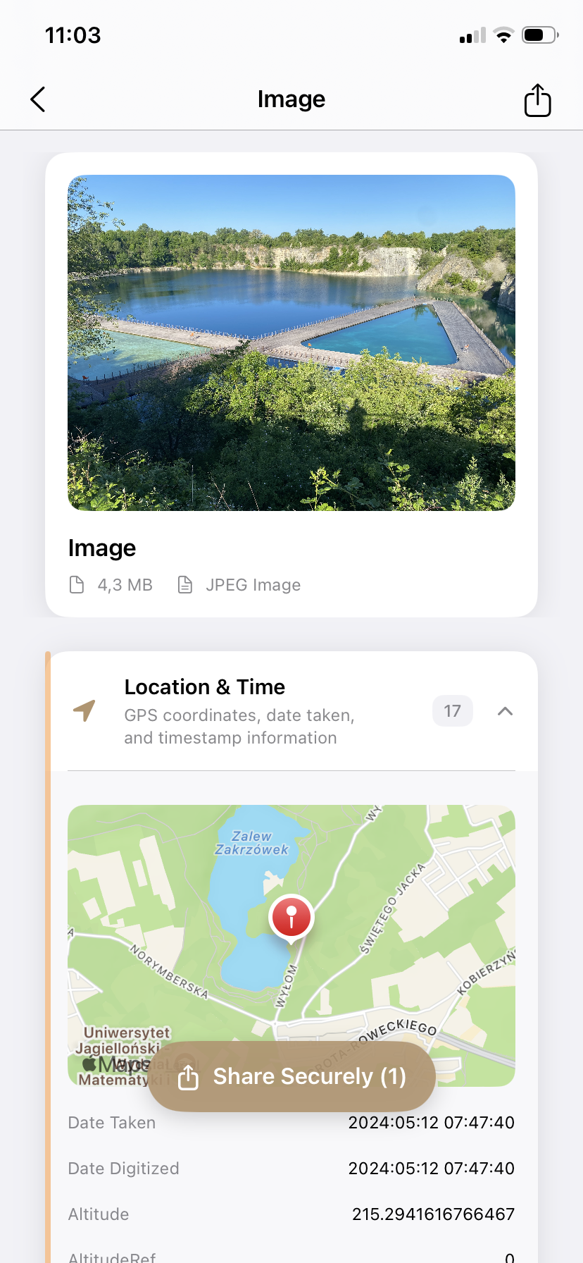 PrivyClean iPhone screen showing location metadata before cleaning